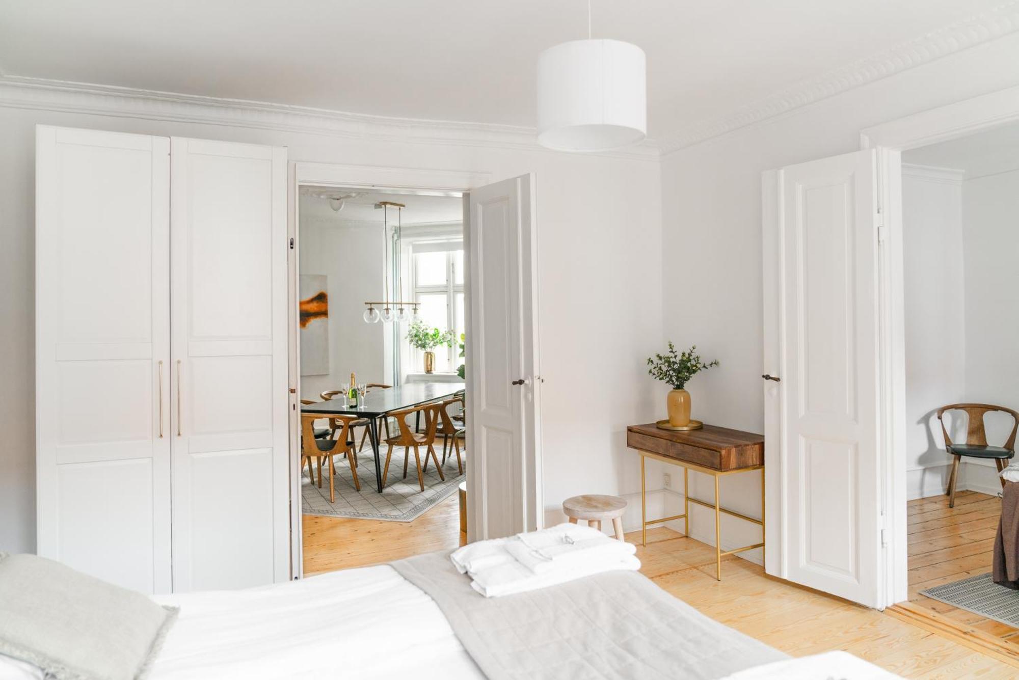 Three-Bedroom Deluxe Apartment - Apt. 2 - 2nd floor