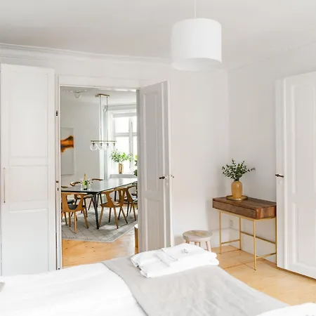Nyhavn Apartments - Luxurious 3-4 Bedroom Apartments-2